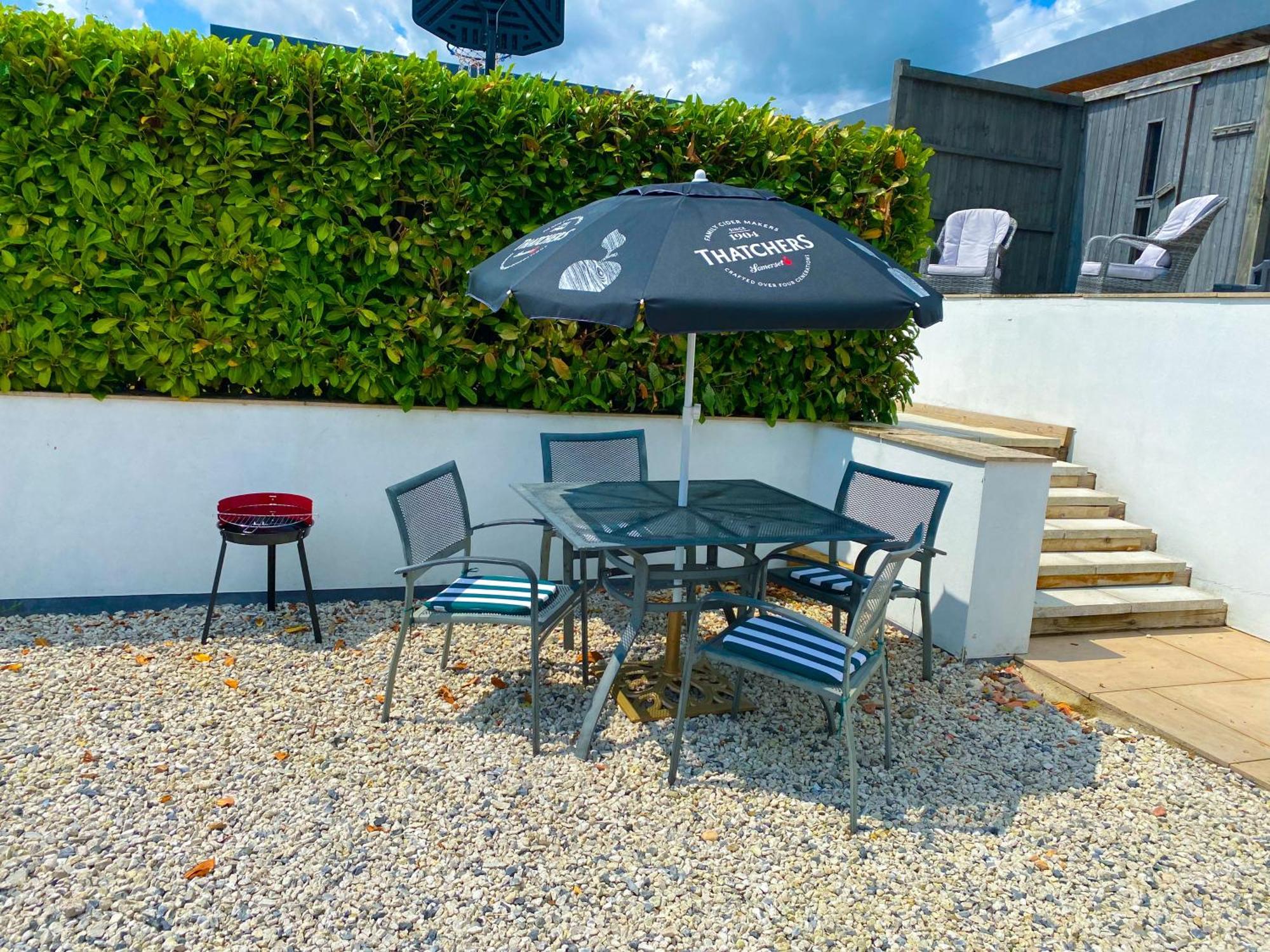 The Retreat, Sauna & Hot Tub, Charming & Cosy Gem Blandford Forum Exterior foto